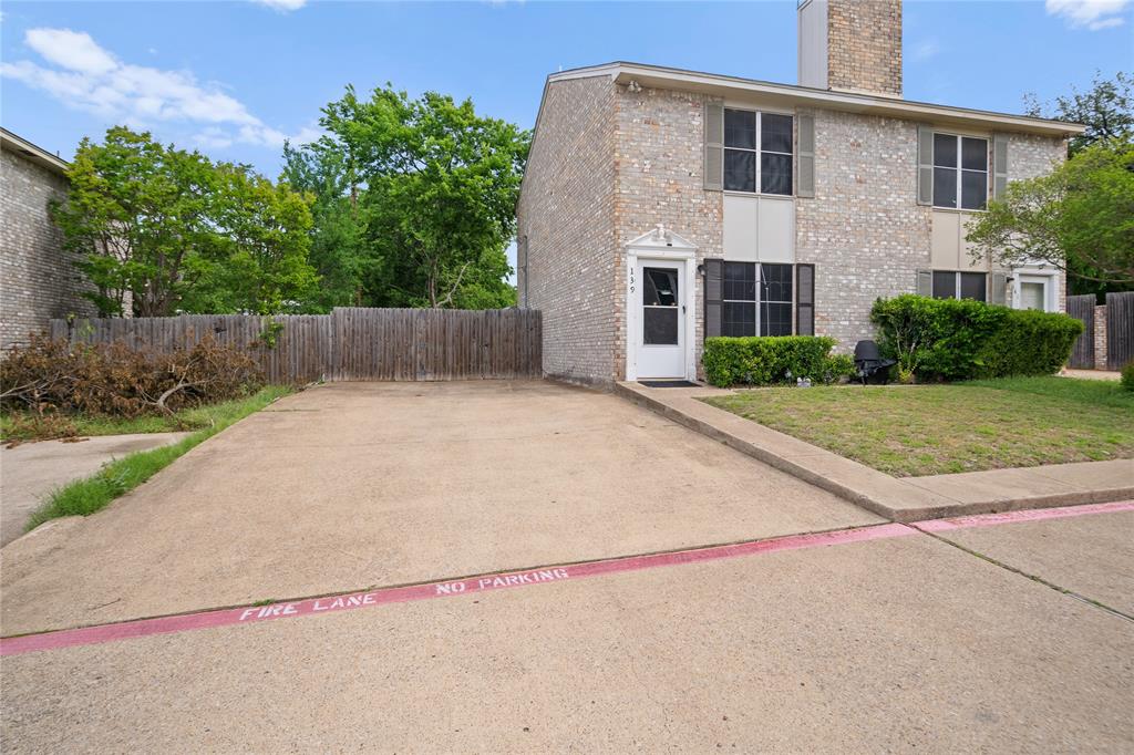 Graystone Twnhms - Residential