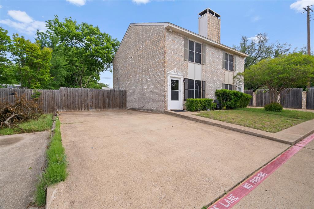 Graystone Twnhms - Residential