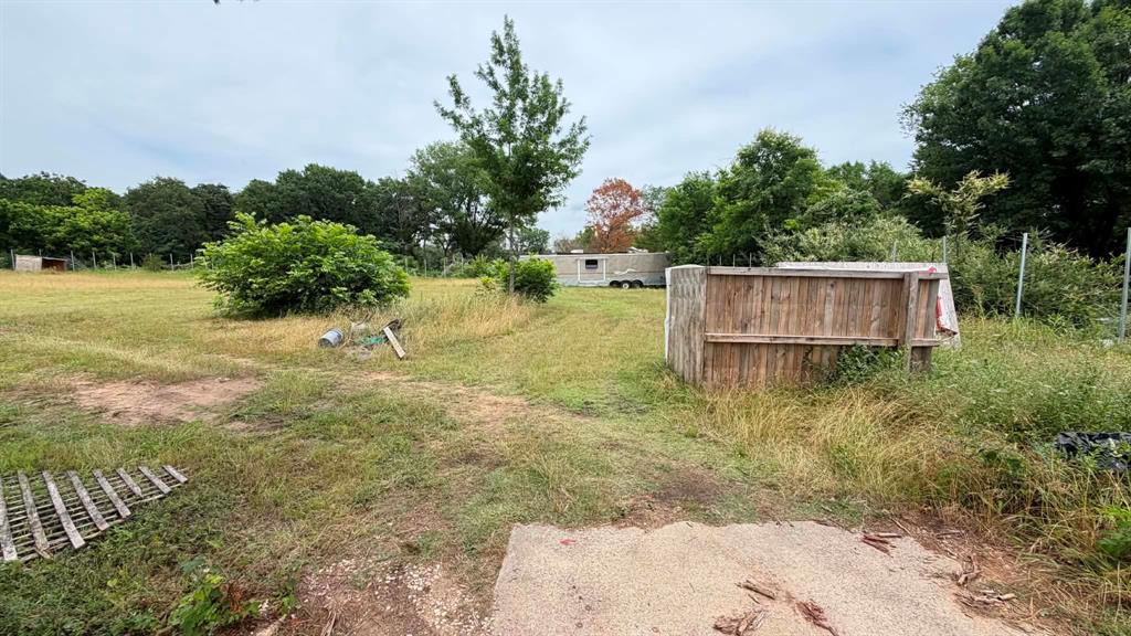 Calling all builders, investors, and families looking to build their dream home — this exceptional lot offers endless potential in a prime location! Situated on just over half an acre, this spacious property provides convenient access to major highways, shopping centers, Downtown Dallas, and nearby amenities. Enjoy close proximity to the scenic Trinity River and Woodland Springs Park, offering the perfect blend of city convenience and natural surroundings. Mature trees at the entrance add charm, shade, and curb appeal to this beautiful property. A great opportunity to build your custom home or next investment project!