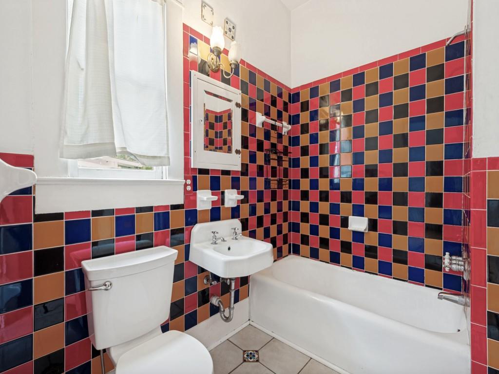 Junius Heights - Residential