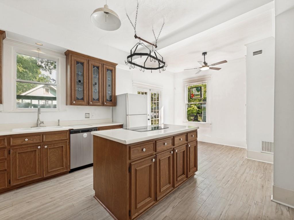 Junius Heights - Residential