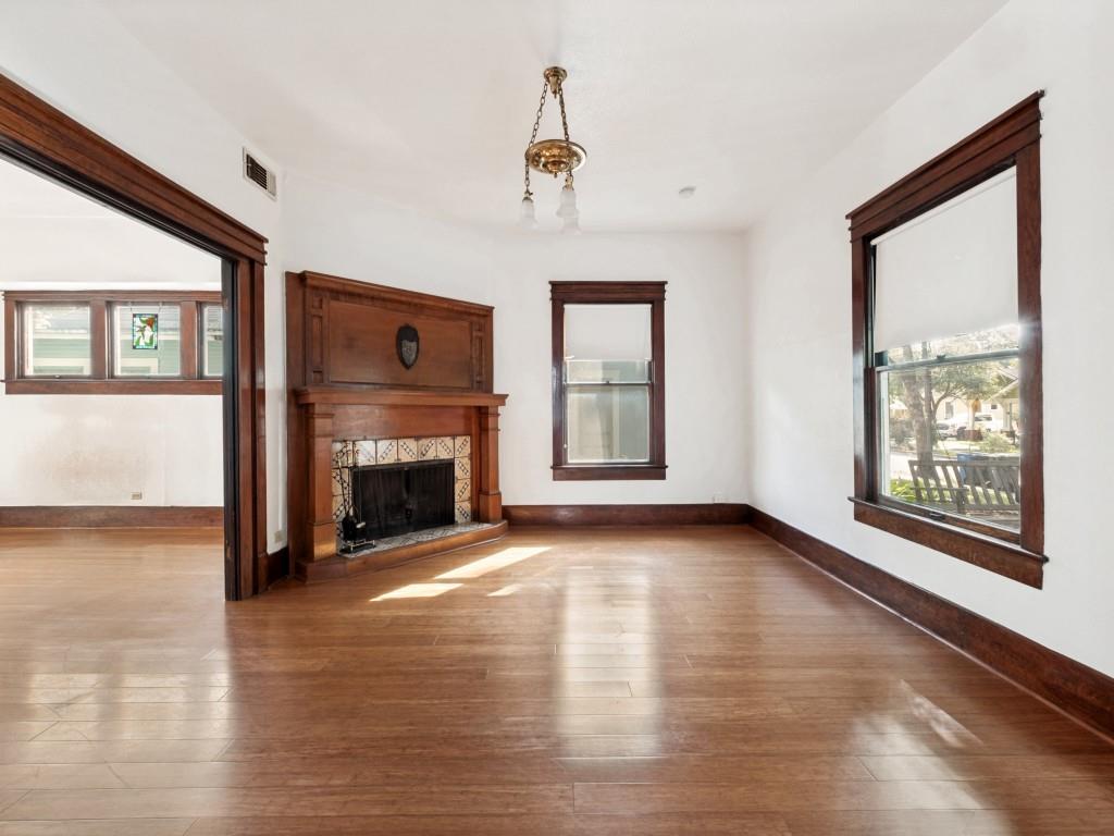 Junius Heights - Residential