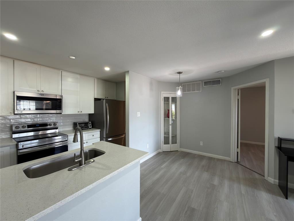 Sable Ridge Condos Ph 01-06 - Residential