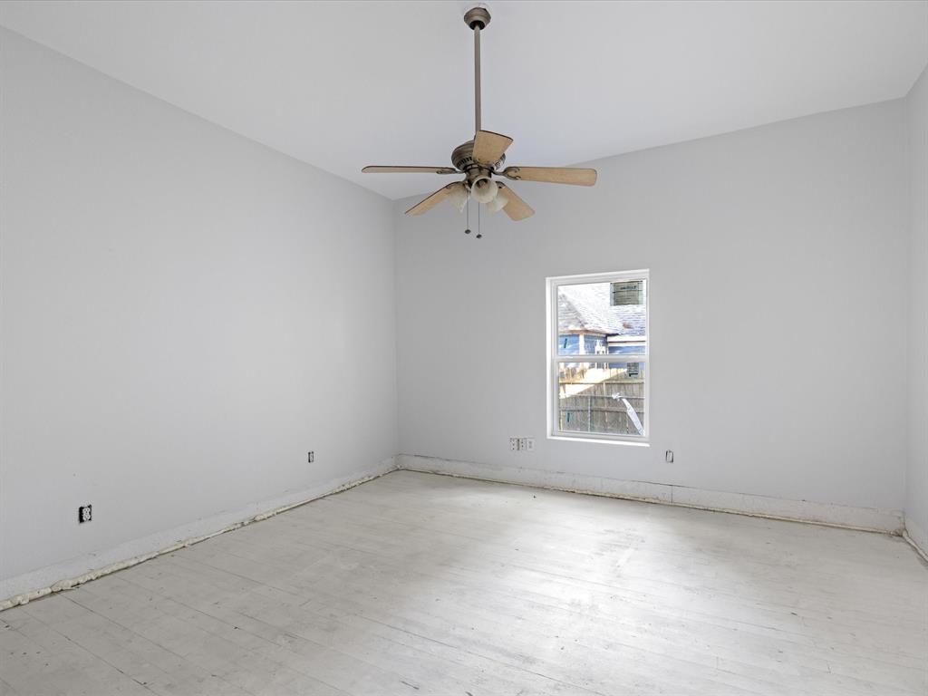 Ennis - Residential