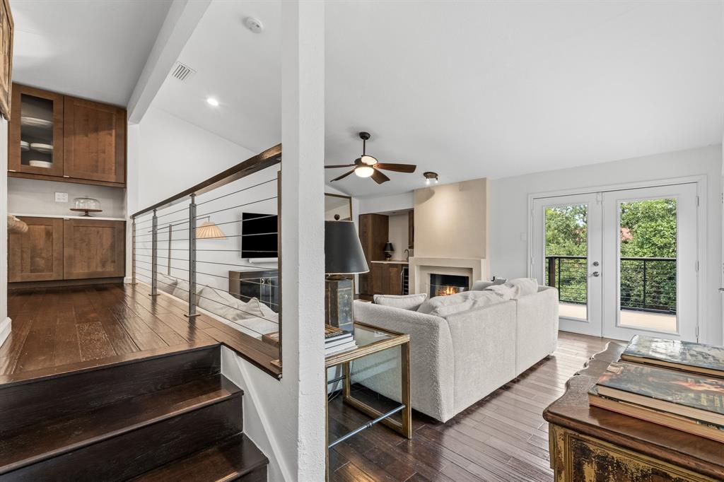 Big Thicket Twnhms - Residential