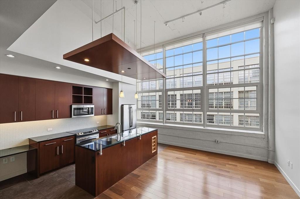 One Montgomery Plaza Residence Condo - Residential
