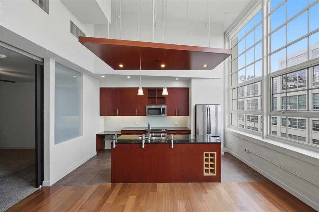 One Montgomery Plaza Residence Condo - Residential