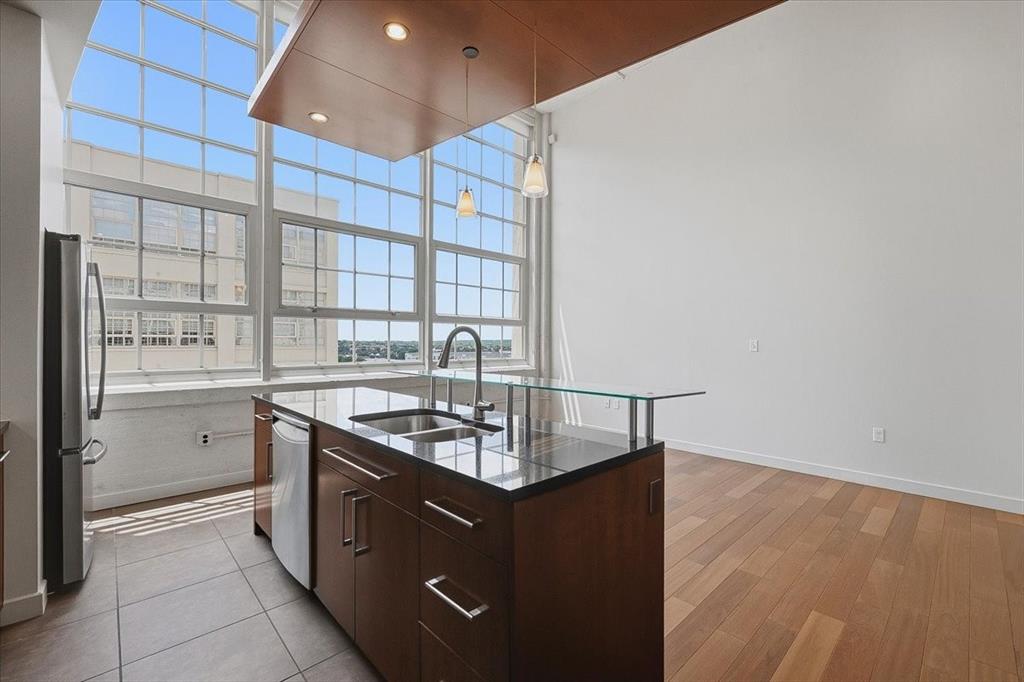 One Montgomery Plaza Residence Condo - Residential