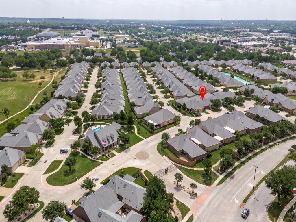 Villas of Stone Glen Condos - Residential