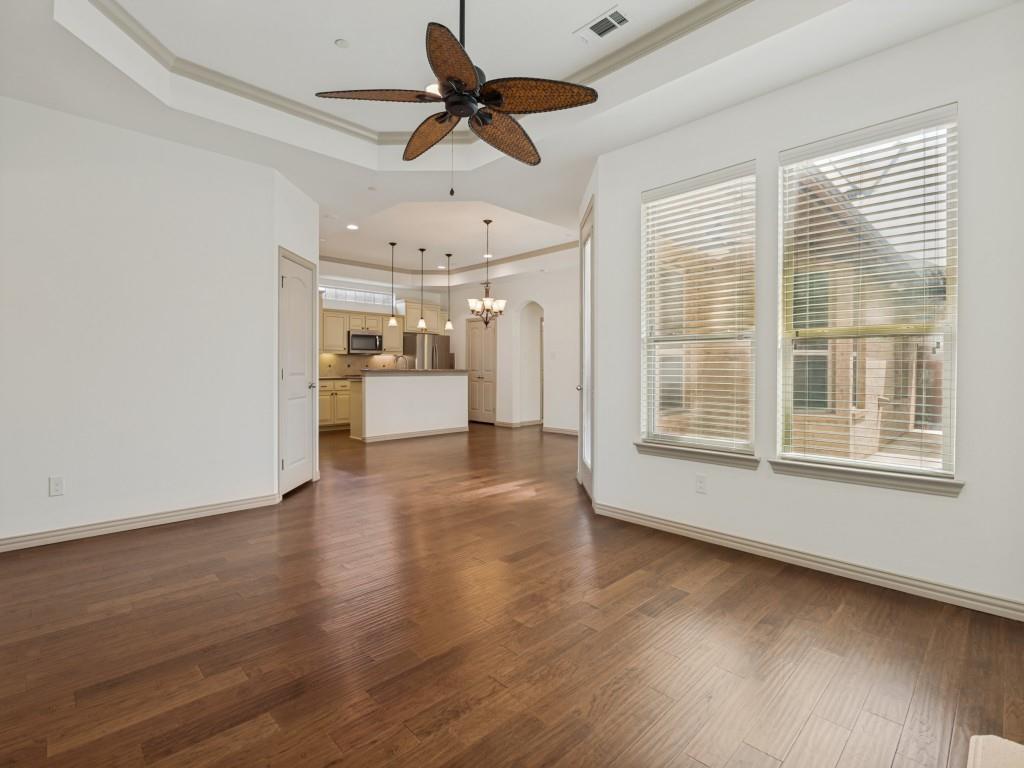 Villas of Stone Glen Condos - Residential