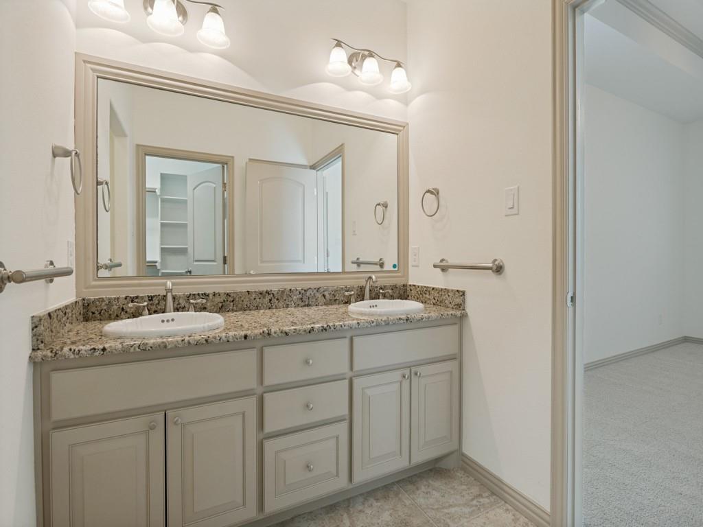 Villas of Stone Glen Condos - Residential