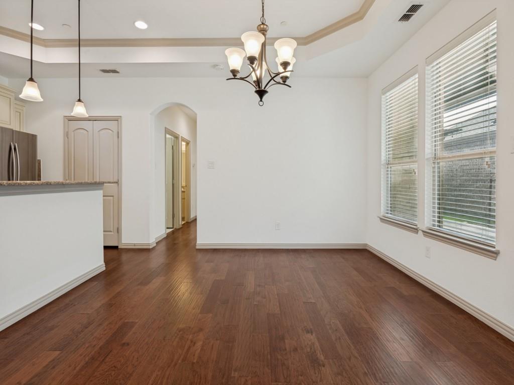 Villas of Stone Glen Condos - Residential