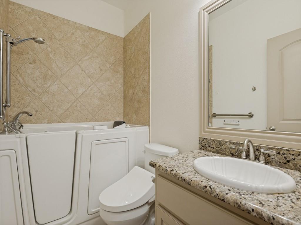 Villas of Stone Glen Condos - Residential