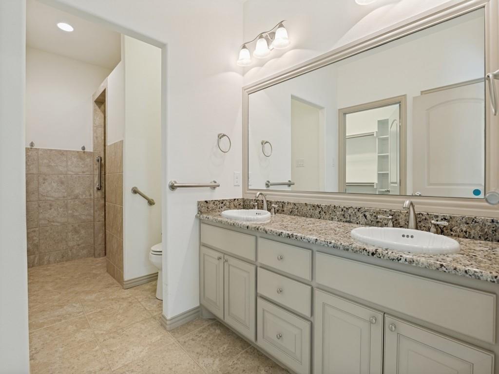 Villas of Stone Glen Condos - Residential