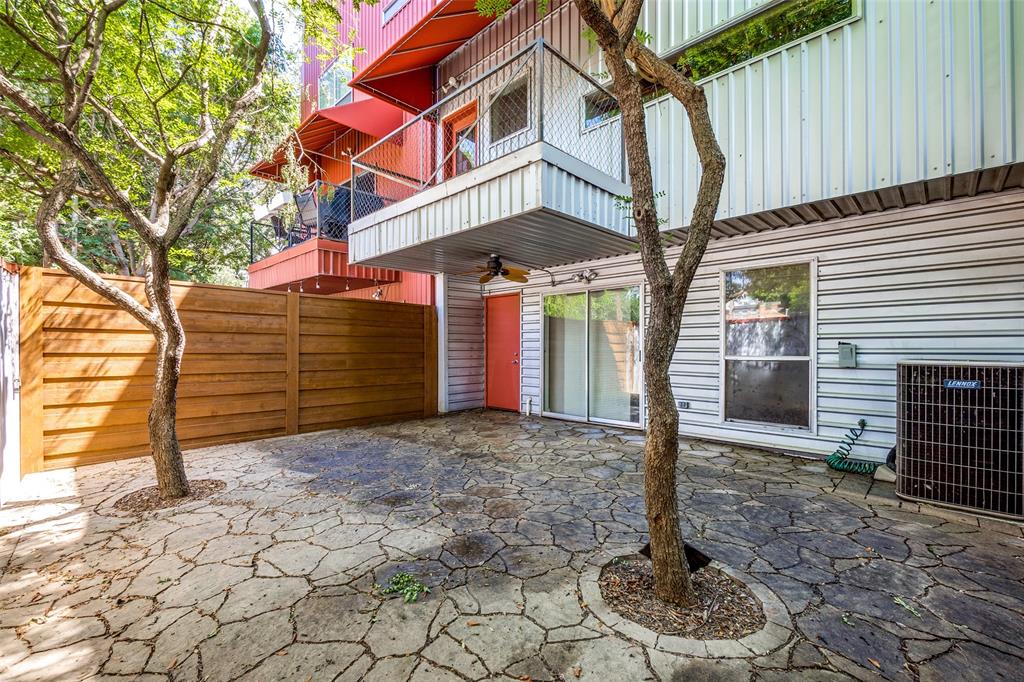 Knight Street Twnhms - Residential