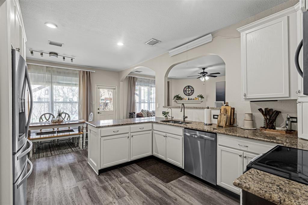 VILLAGES OF WOODLAND SPRINGS W - Residential