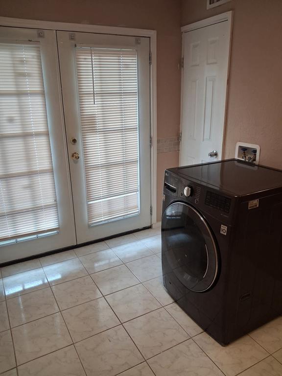 Woodhaven Condo - Residential