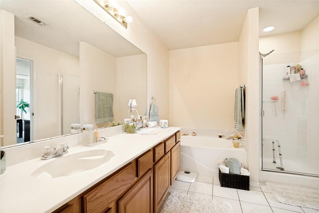Keswick Gardens Ph 01 - Residential