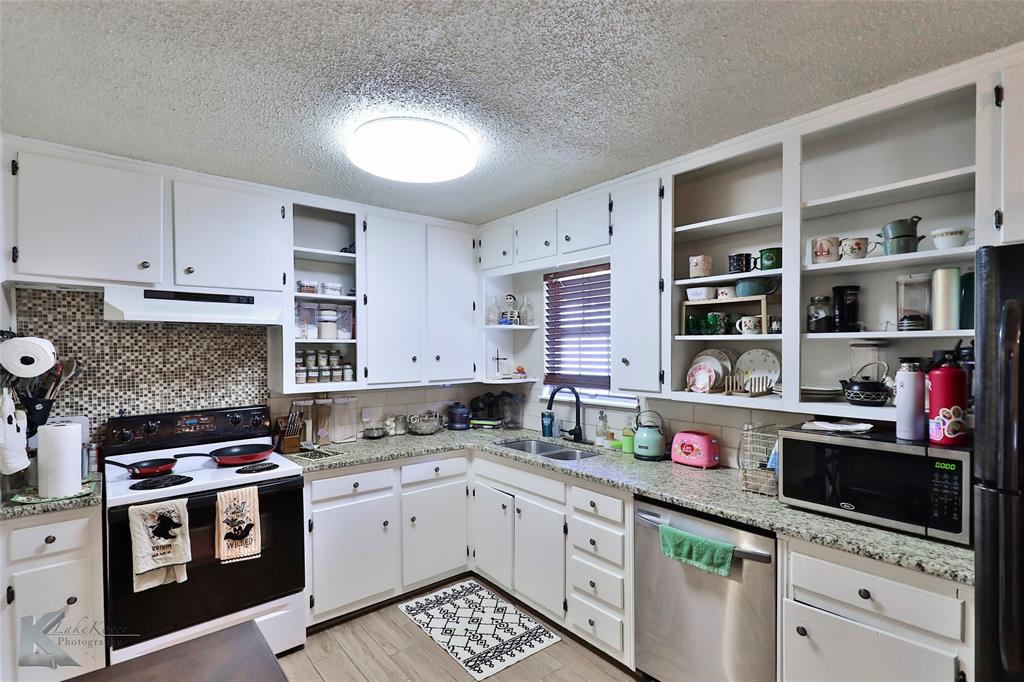 Thornton Heights - Residential Lease