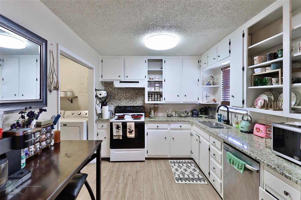 Thornton Heights - Residential Lease