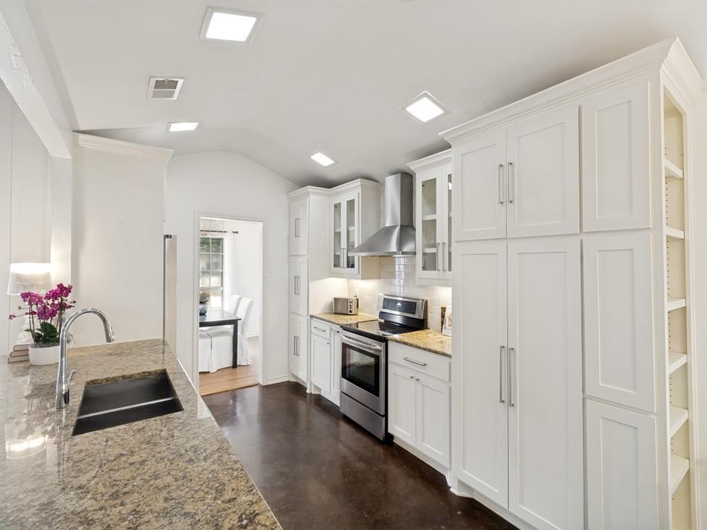 Alexanders Village - Residential