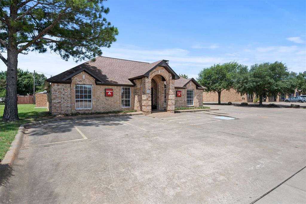 Sequoya Park - Commercial Sale