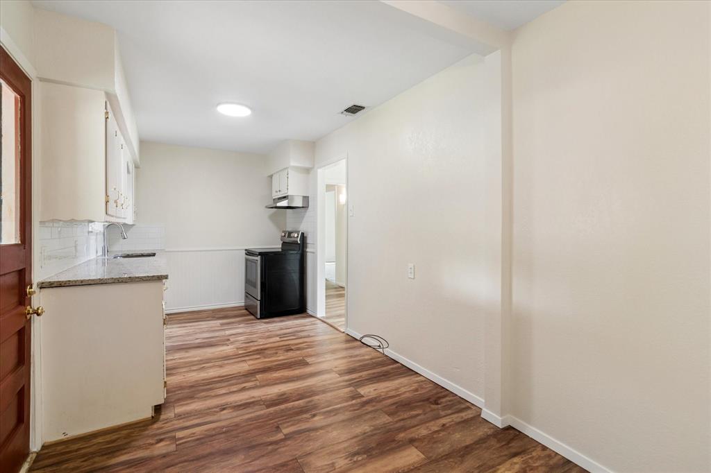 Devonwood Park 01 - Residential