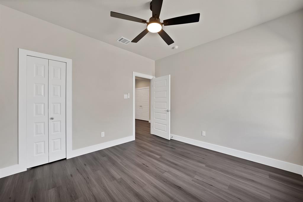 Whispering Oaks - Residential
