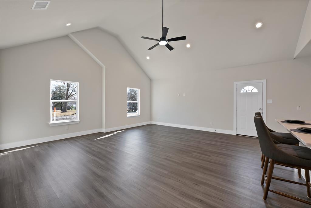 Whispering Oaks - Residential
