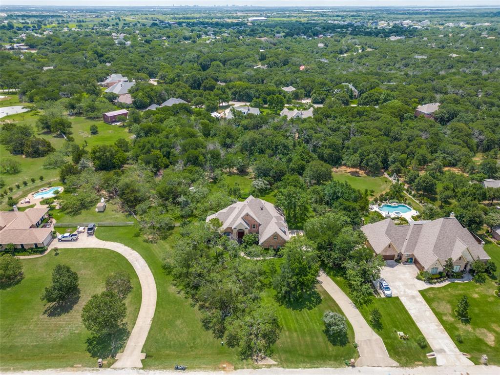 Emerald Sound At Lake Lewisvil - Residential
