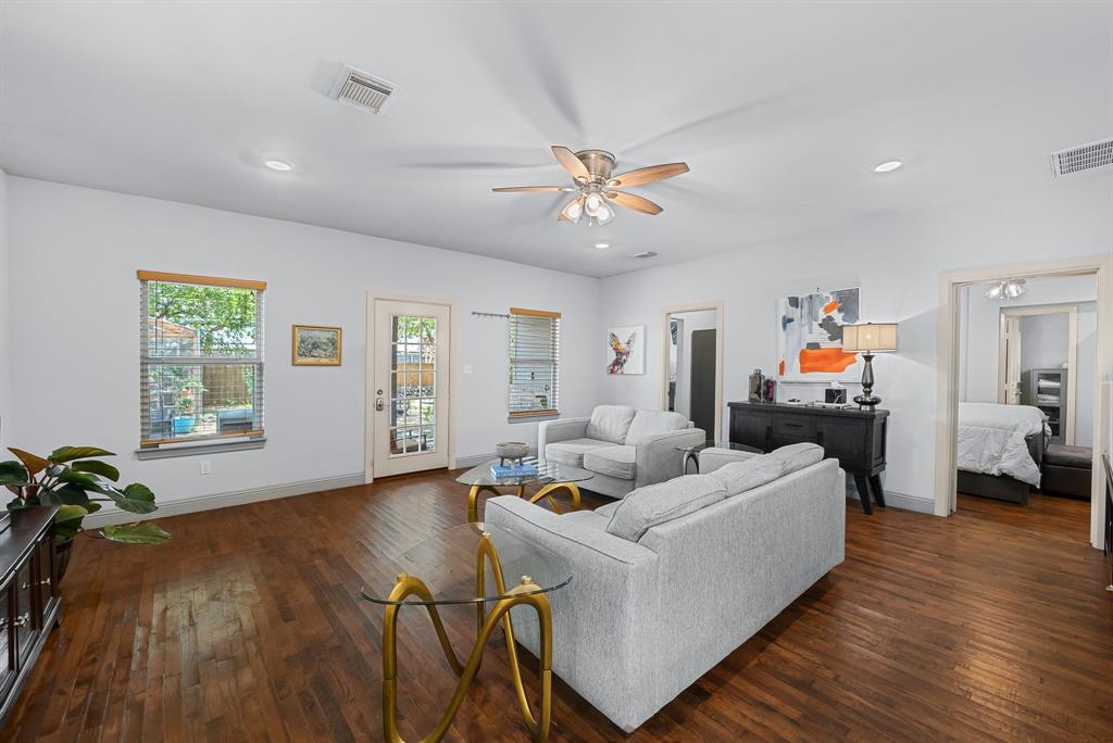 Lovers Lane Heights - Residential