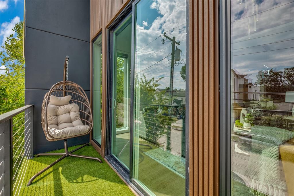 Z E Coombs West End - Residential Income