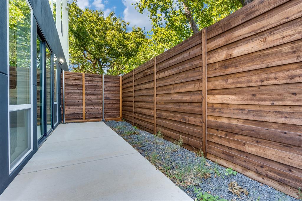 Z E Coombs West End - Residential Income