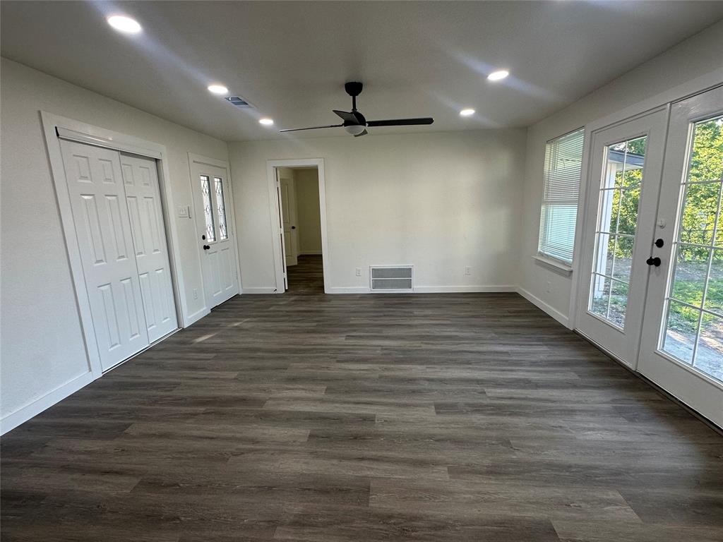 Polk Terrace - Residential