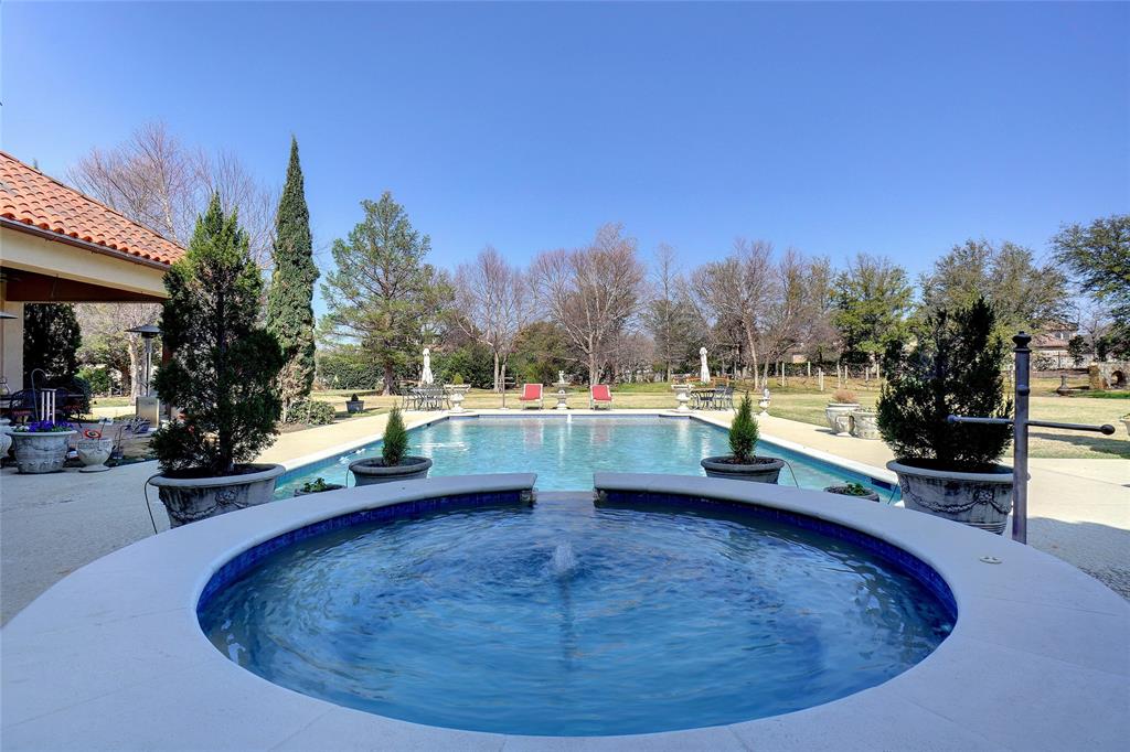 Chateau Du Lac Ph I - Residential