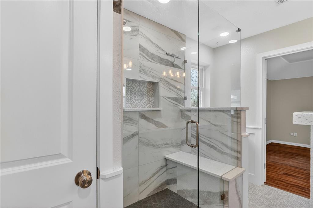Diamond Loch - Residential