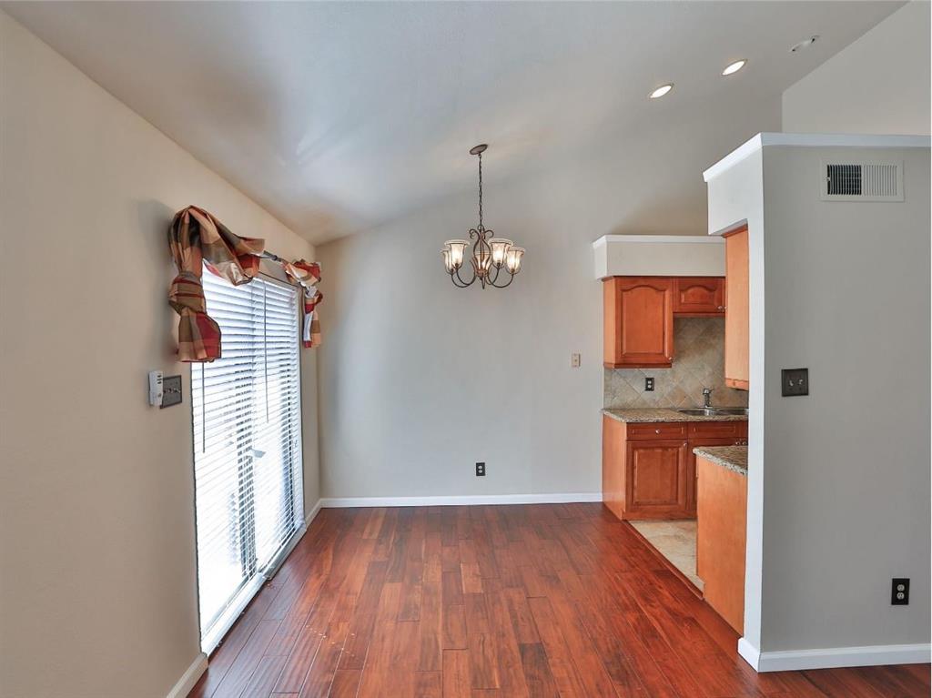 Cedar Creek Twnhms - Residential