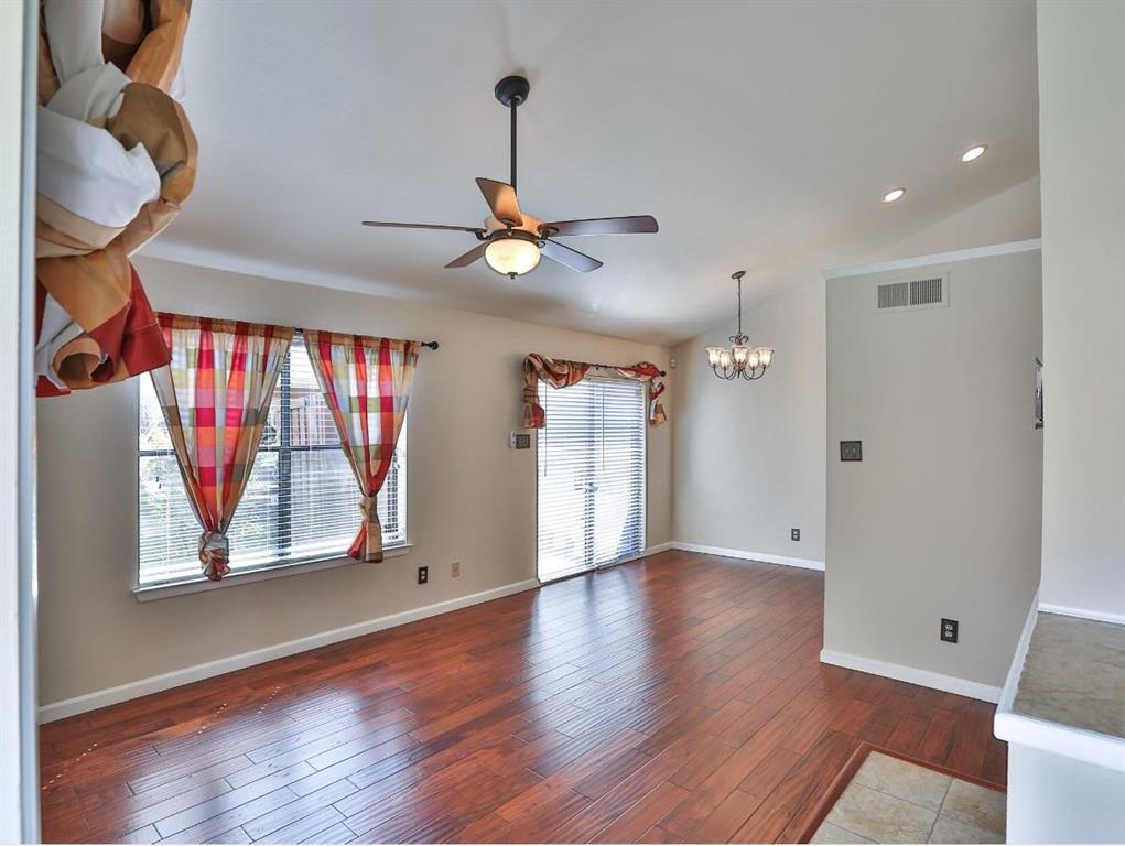 Cedar Creek Twnhms - Residential