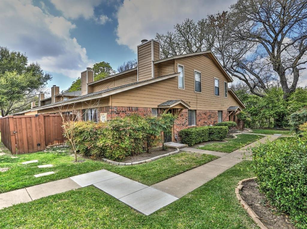 Cedar Creek Twnhms - Residential
