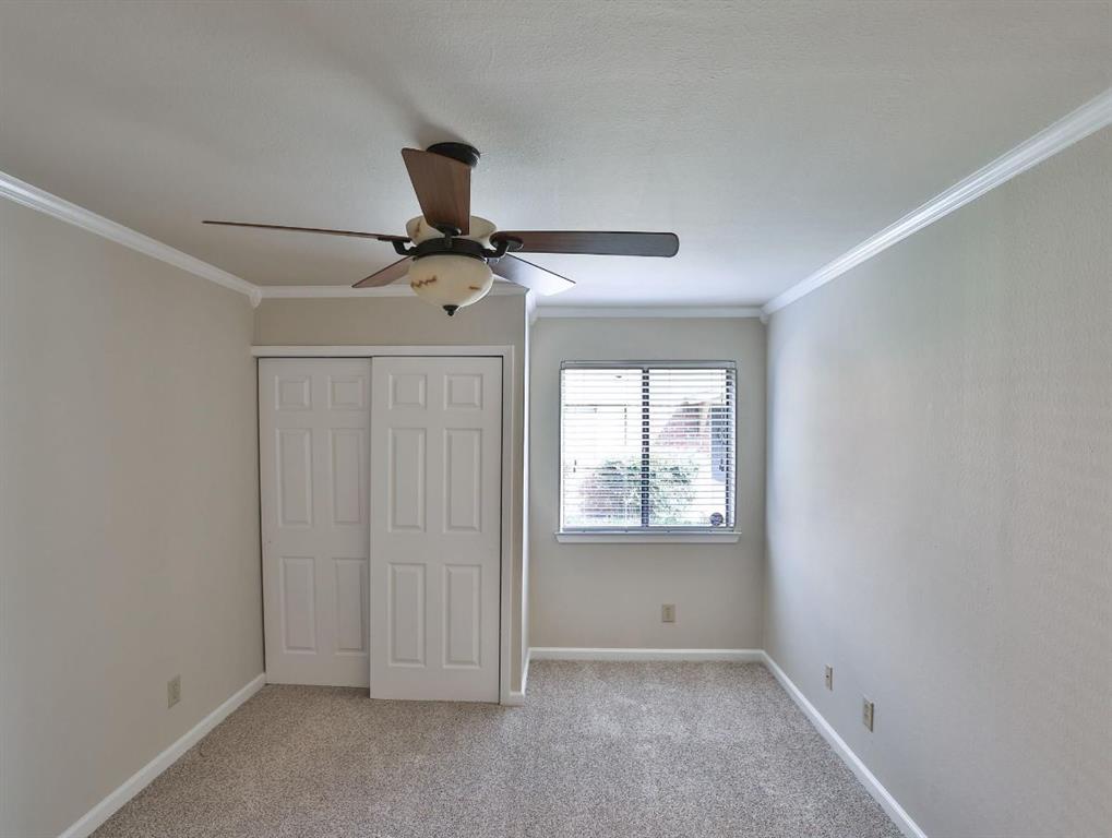 Cedar Creek Twnhms - Residential