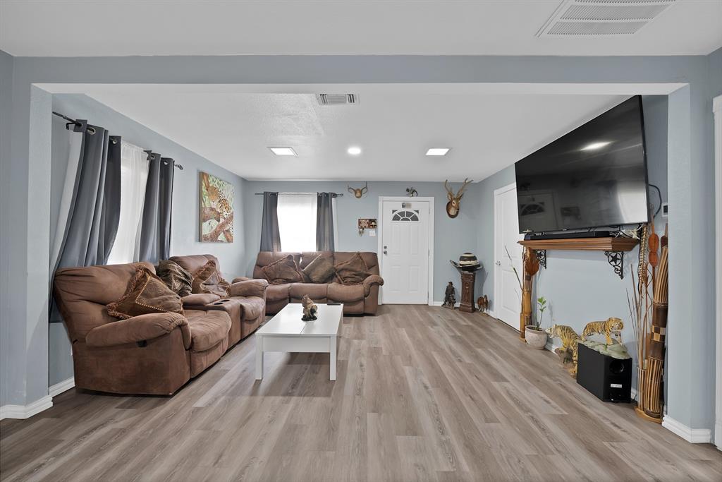 Roberts - Residential