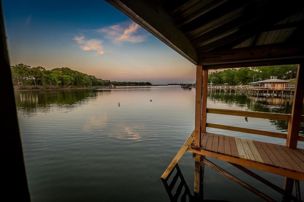 LITTLE MUSTANG COVE - Residential