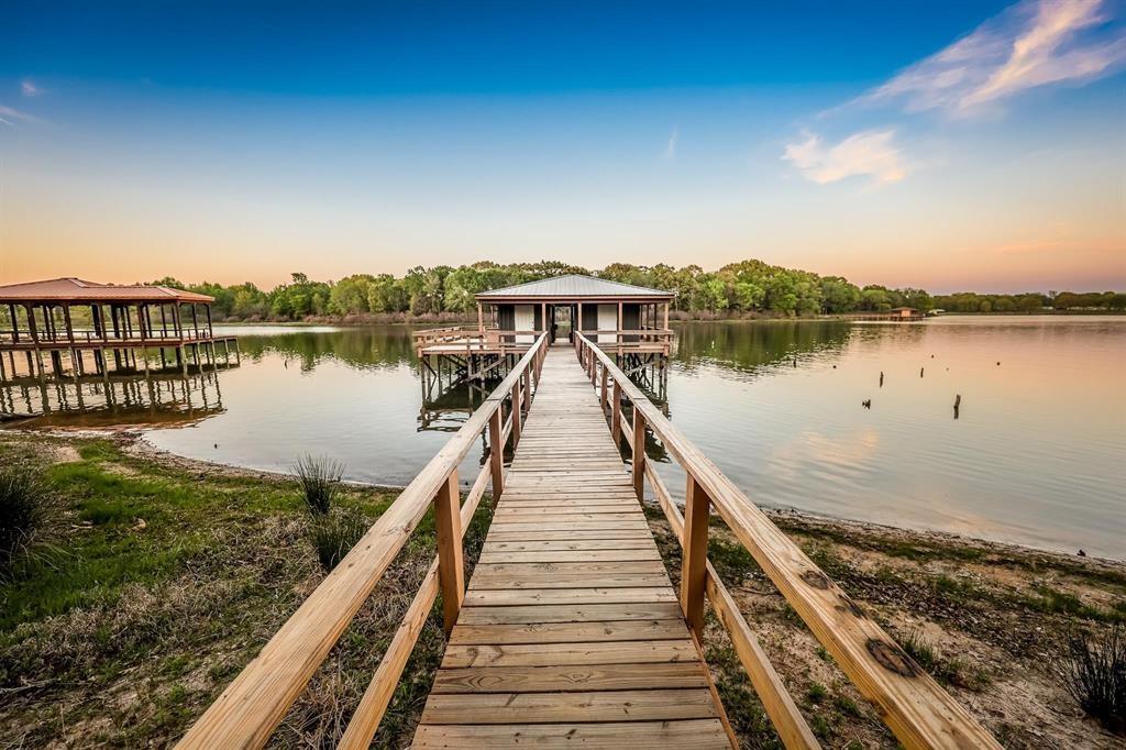 LITTLE MUSTANG COVE - Residential