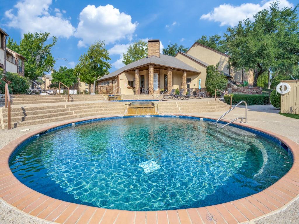Cloisters Condo The - Residential Lease