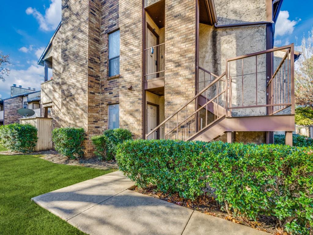 Cloisters Condo The - Residential Lease