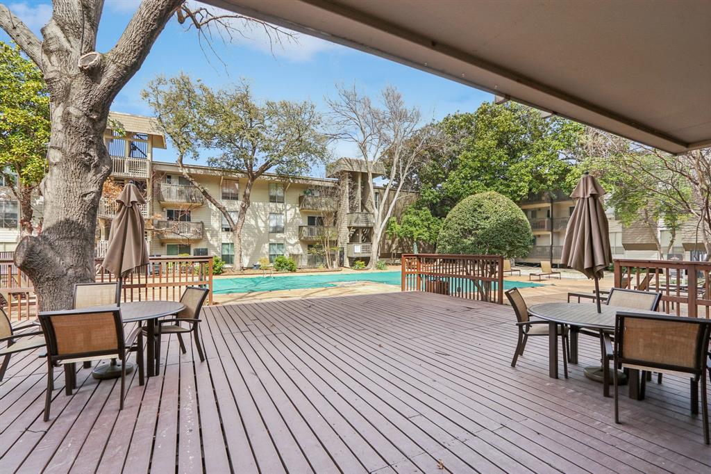 River Oaks Condos - Residential