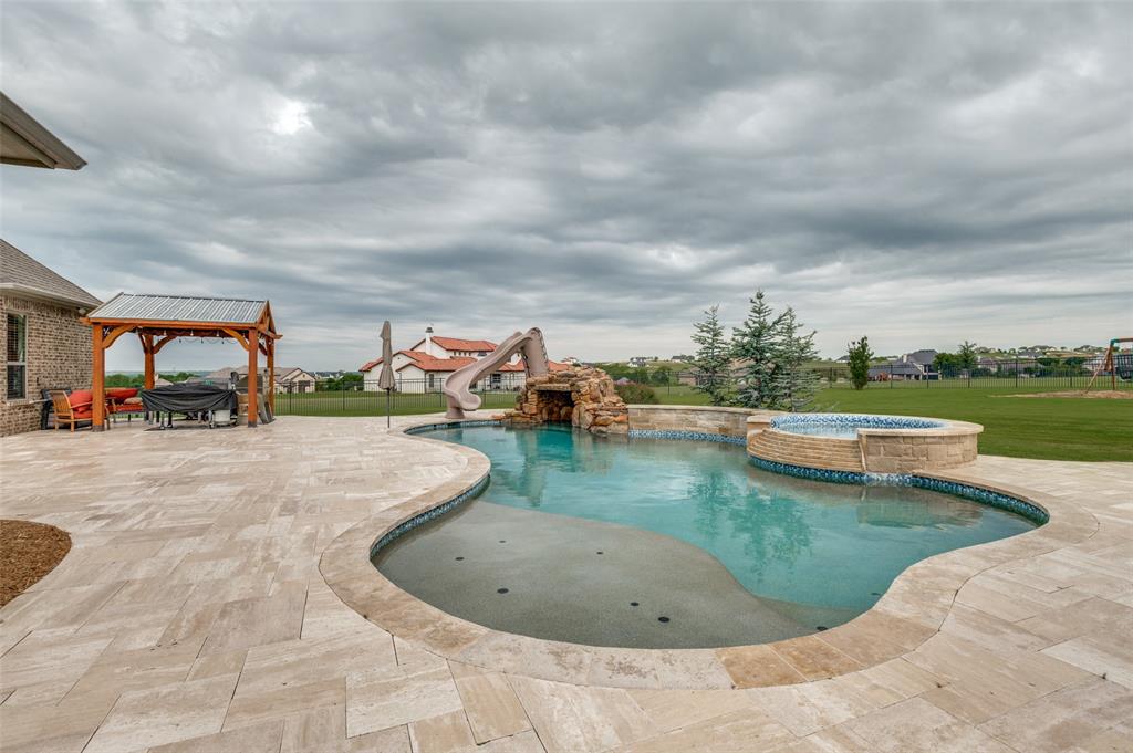 La Madera - Residential