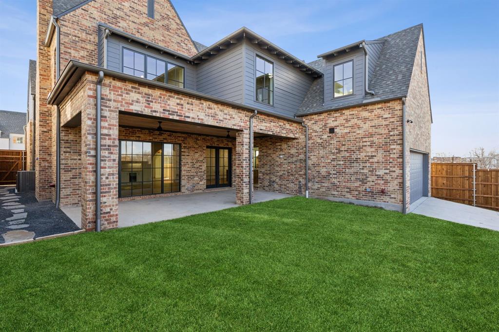 WHITE ROCK BLUFFS - Residential
