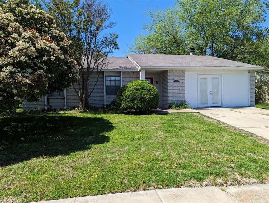 Opportunity knocks in this 4-bedroom, 2 bath home located in The Colony and zoned to Lewisville ISD! Whether you’re in investor looking for your next rental or a DIY enthusiast ready to roll up your sleeves, this property is full of potential and ready for your vision. Featuring wood floors, carpet and granite countertops, this home offers nice updates to build on. The converted garage with its own entrance provides flexible space that can serve as a 4th bedroom, second living area, game room, or home office—tailor it to fit your needs. A screened-in porch adds additional living space and a great spot to relax or entertain year-round. This home may need some TLC, but with the right updates, it could truly shine. Conveniently located near shopping, dining, and major roadways, it offers both value and opportunity in a desirable area. Don't miss this great opportunity!  Photos were taken prior to tenant move in and are not representative of current condition.