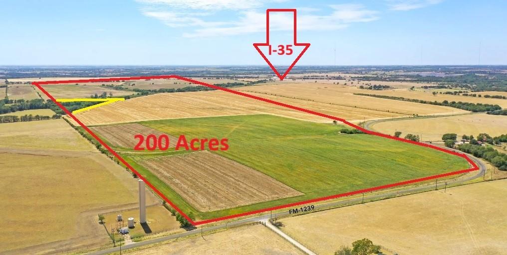 Beautiful open land on FM 1239, very quick and easy access to I-35 highway. Very close to groceries. This beautiful property is sitting in the middle of WACO City and Temple City. 12" water pipeline installed on FM 1239 Road frontage.
Easy commute to Austin airport.

Nestled in the heart of picturesque countryside, this remarkable 200+/- Acres of fertile farmland stands as a true testament to nature's bounty and unlimited possibilities. The rich in nutrients soil has been nurtured for years, making it an ideal canvas for agricultural endeavors from cultivating crops to raising livestock. What truly sets this property apart is its remarkable development potential with FM1239 road frontage, the options for subdividing are virtually limitless. Don't miss this opportunity to become a steward of the land and a visionary for the future

** All boundaries in the pictures are approximate.

Note: Buyer and buyer's agent should verify the details. Seller is a licensed realtor in TX state and listing agent.